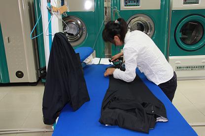 加盟商培训中,UCC国际洗衣